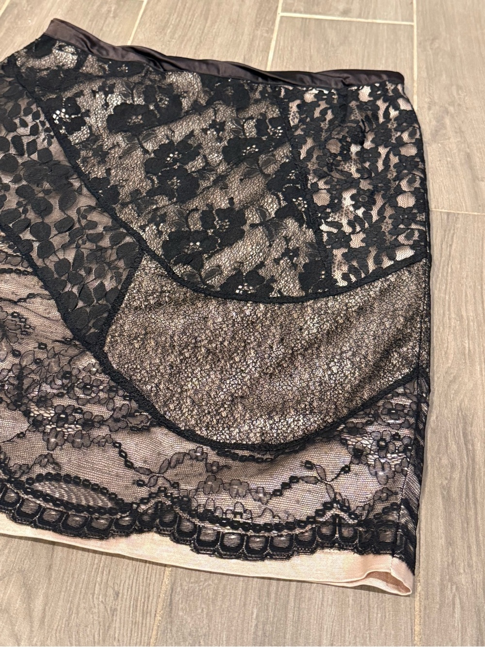 Yoana Baraschi Y2K Lace Patchwork Satin Pencil Skirt Size 4 - Picture 3 of 12